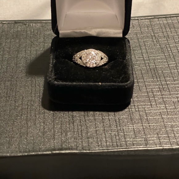 Original Silver Wedding/Engagement Ring - Picture 7 of 7